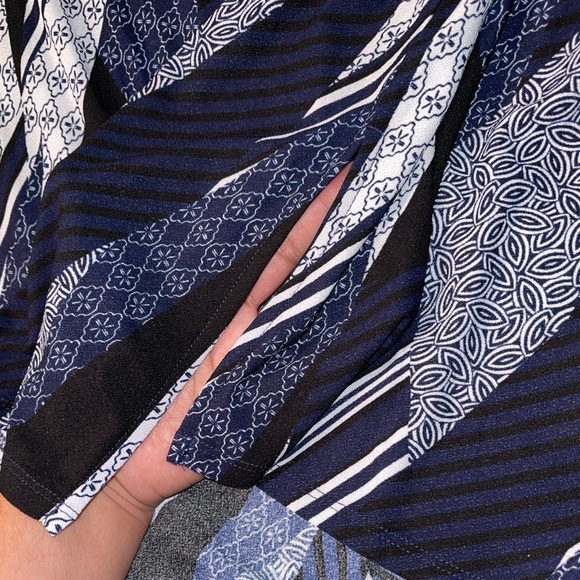 NEW Dana Buchman Navy Blue/White Patchwork Blouse - Picture 7 of 8